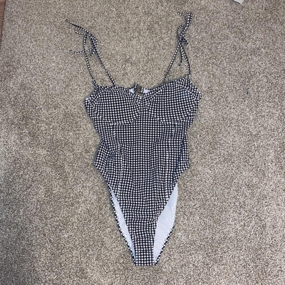 🖤F21 Gingham One-Piece Body Suit - Picture 6 of 8